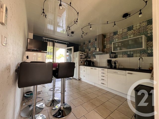 Maison &agrave; vendre - 5 pi&egrave;ces - 97,09 m2 - Les Avenieres Veyrins Thuellin - 38 - RHONE-ALPES