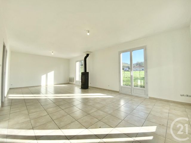 Maison &agrave; louer - 6 pi&egrave;ces - 106,04 m2 - St Ondras - 38 - RHONE-ALPES
