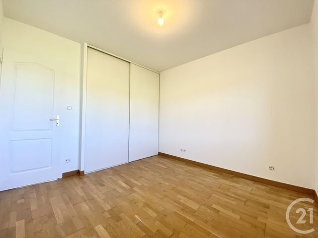 Maison &agrave; louer - 6 pi&egrave;ces - 106,04 m2 - St Ondras - 38 - RHONE-ALPES