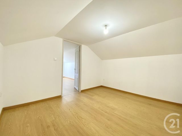 Maison &agrave; louer - 6 pi&egrave;ces - 106,04 m2 - St Ondras - 38 - RHONE-ALPES