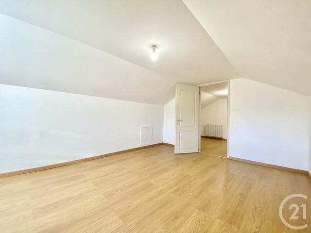 Maison &agrave; louer - 6 pi&egrave;ces - 106,04 m2 - St Ondras - 38 - RHONE-ALPES