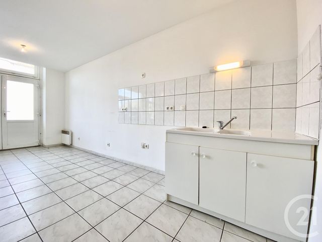 Appartement T2 &agrave; louer - 2 pi&egrave;ces - 45,70 m2 - Corbelin - 38 - RHONE-ALPES