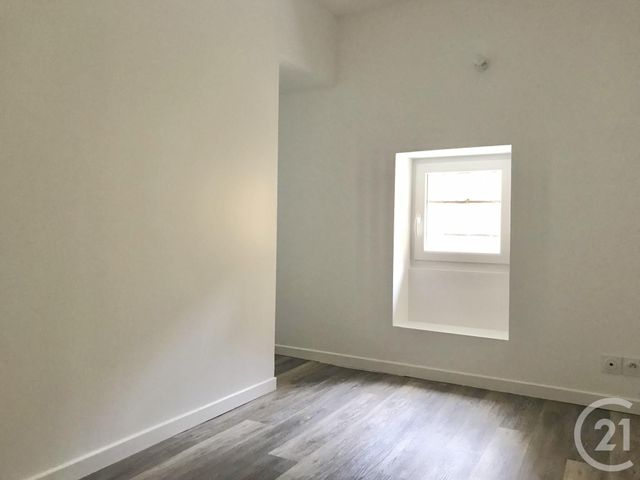 Appartement Studio &agrave; louer - 2 pi&egrave;ces - 27,20 m2 - Le Pont De Beauvoisin - 38 - RHONE-ALPES