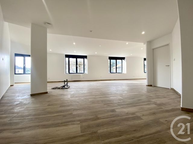 Appartement T4 &agrave; vendre - 4 pi&egrave;ces - 110 m2 - La Tour Du Pin - 38 - RHONE-ALPES