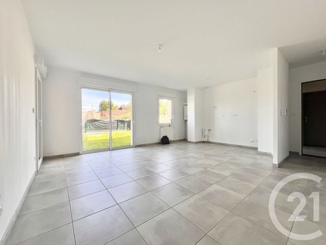 Appartement T3 &agrave; vendre - 3 pi&egrave;ces - 58,98 m2 - Les Abrets En Dauphine - 38 - RHONE-ALPES