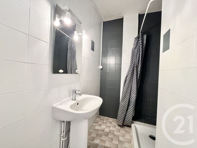 Appartement T3 &agrave; vendre - 3 pi&egrave;ces - 52,74 m2 - Bourgoin Jallieu - 38 - RHONE-ALPES