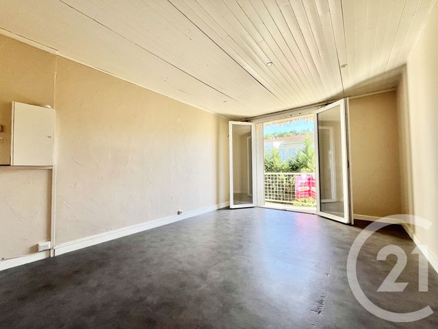 Appartement T3 &agrave; vendre - 3 pi&egrave;ces - 52,74 m2 - Bourgoin Jallieu - 38 - RHONE-ALPES
