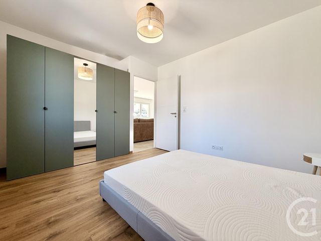 Appartement T2 &agrave; louer - 2 pi&egrave;ces - 50,66 m2 - Les Abrets En Dauphine - 38 - RHONE-ALPES