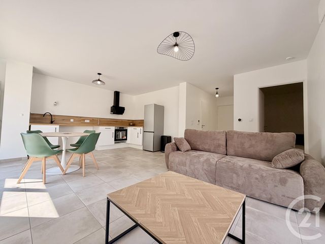 Appartement T2 &agrave; louer - 2 pi&egrave;ces - 50,66 m2 - Les Abrets En Dauphine - 38 - RHONE-ALPES
