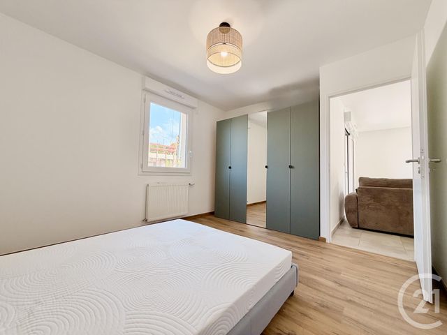 Appartement T2 &agrave; louer - 2 pi&egrave;ces - 50,66 m2 - Les Abrets En Dauphine - 38 - RHONE-ALPES