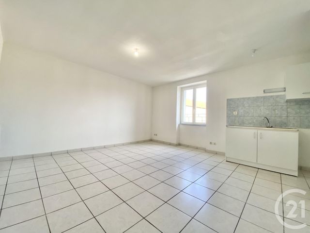 Appartement Studio &agrave; louer - 1 pi&egrave;ce - 23,65 m2 - Les Abrets En Dauphine - 38 - RHONE-ALPES