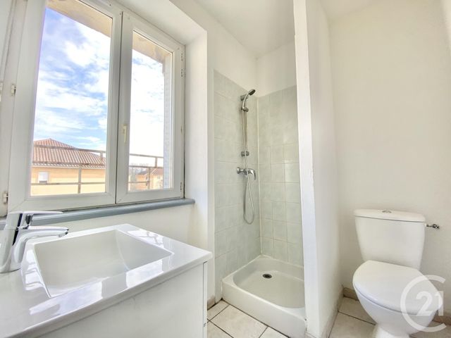 Appartement Studio &agrave; louer - 1 pi&egrave;ce - 23,65 m2 - Les Abrets En Dauphine - 38 - RHONE-ALPES