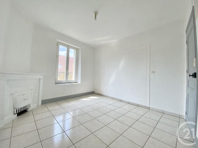 Appartement T2 &agrave; louer - 2 pi&egrave;ces - 38,43 m2 - Les Abrets En Dauphine - 38 - RHONE-ALPES
