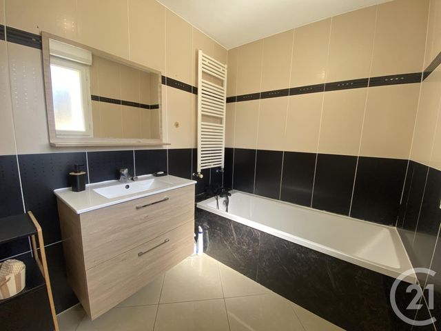 Maison &agrave; vendre - 6 pi&egrave;ces - 125,20 m2 - St Clair De La Tour - 38 - RHONE-ALPES