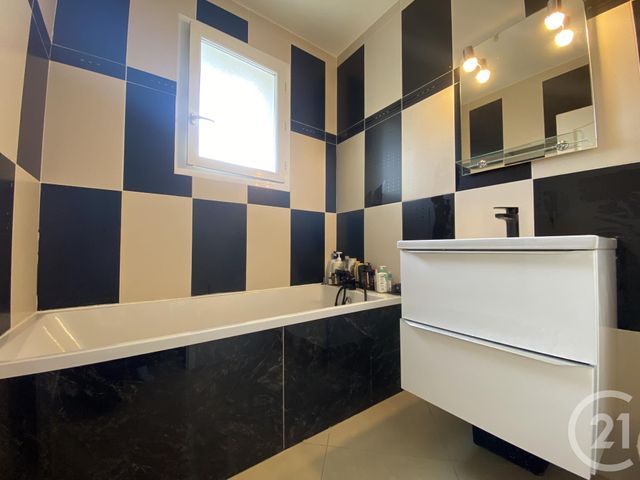 Maison &agrave; vendre - 6 pi&egrave;ces - 125,20 m2 - St Clair De La Tour - 38 - RHONE-ALPES