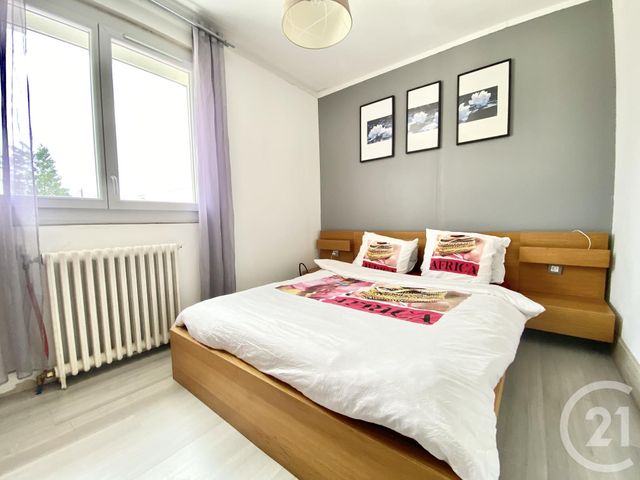 Maison à vendre - 9 pièces - 199,36 m2 - Les Abrets En Dauphine - 38 - RHONE-ALPES