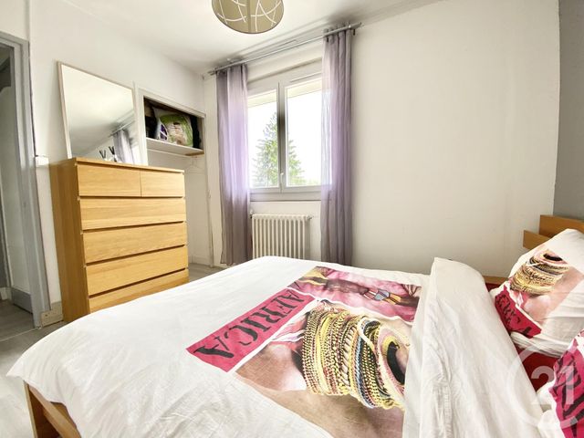 Maison à vendre - 9 pièces - 199,36 m2 - Les Abrets En Dauphine - 38 - RHONE-ALPES