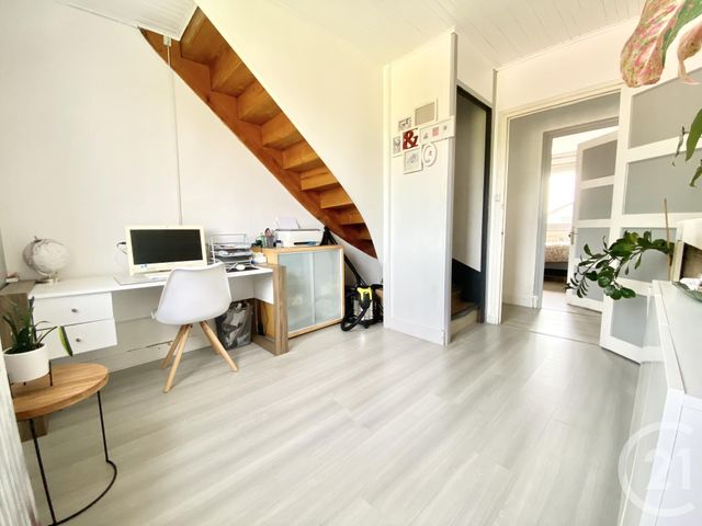 Maison à vendre - 9 pièces - 199,36 m2 - Les Abrets En Dauphine - 38 - RHONE-ALPES