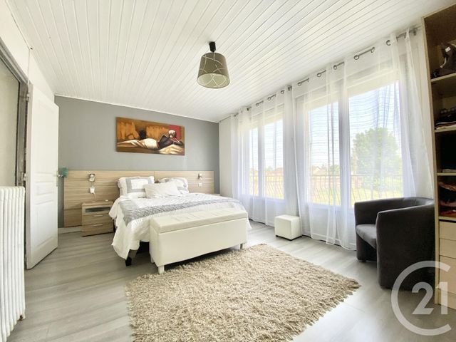 Maison à vendre - 9 pièces - 199,36 m2 - Les Abrets En Dauphine - 38 - RHONE-ALPES