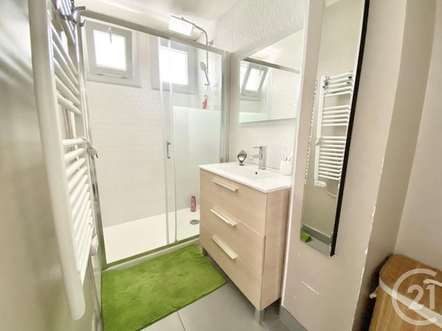 Maison à vendre - 9 pièces - 199,36 m2 - Les Abrets En Dauphine - 38 - RHONE-ALPES