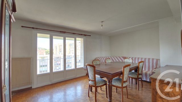 Appartement T3 à vendre - 3 pièces - 77,44 m2 - Marseille - 13013 - PROVENCE-ALPES-COTE-D-AZUR