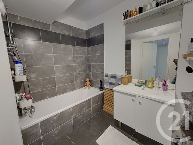 Appartement F4 &agrave; vendre - 4 pi&egrave;ces - 74,71 m2 - Marseille - 13013 - PROVENCE-ALPES-COTE-D-AZUR