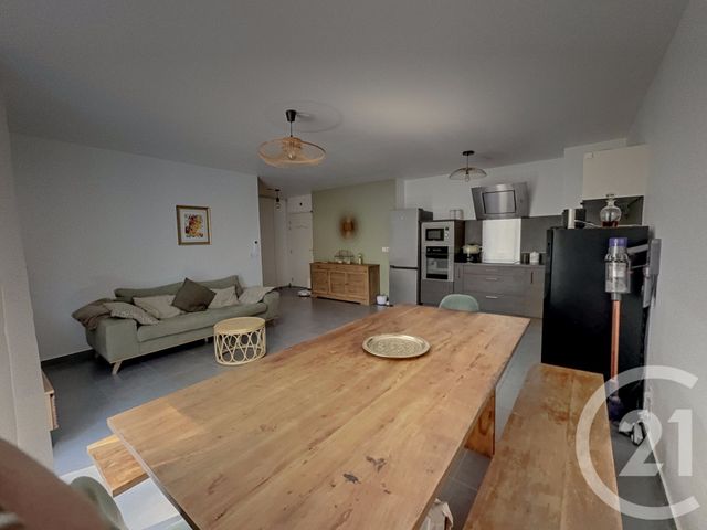 Appartement F3 à vendre - 3 pièces - 63,80 m2 - Marseille - 13013 - PROVENCE-ALPES-COTE-D-AZUR