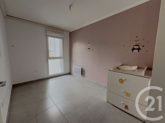 Appartement T4 à vendre - 4 pièces - 74,46 m2 - Marseille - 13013 - PROVENCE-ALPES-COTE-D-AZUR