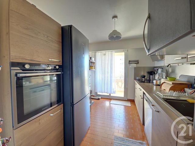 Appartement F4 &agrave; vendre - 4 pi&egrave;ces - 98 m2 - Marseille - 13010 - PROVENCE-ALPES-COTE-D-AZUR