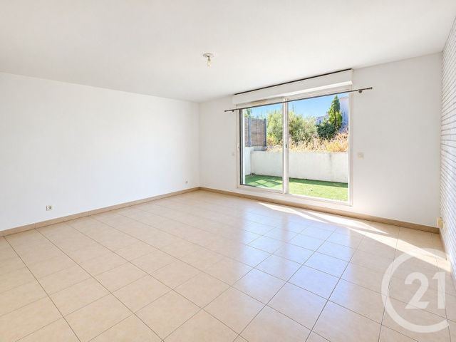 Appartement F3 &agrave; vendre - 3 pi&egrave;ces - 68,39 m2 - Marseille - 13013 - PROVENCE-ALPES-COTE-D-AZUR