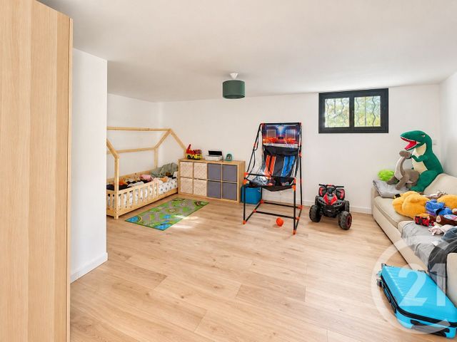 Appartement F4 &agrave; vendre - 4 pi&egrave;ces - 136,08 m2 - Allauch - 13 - PROVENCE-ALPES-COTE-D-AZUR