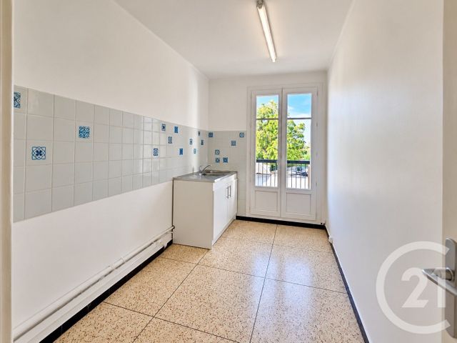 Appartement F3 bis &agrave; vendre - 4 pi&egrave;ces - 73 m2 - Marseille - 13013 - PROVENCE-ALPES-COTE-D-AZUR