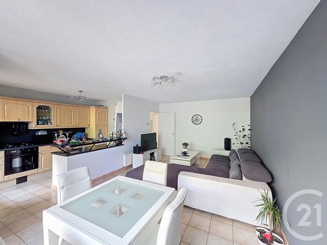 Appartement F3 à vendre - 3 pièces - 68,58 m2 - Marseille - 13013 - PROVENCE-ALPES-COTE-D-AZUR