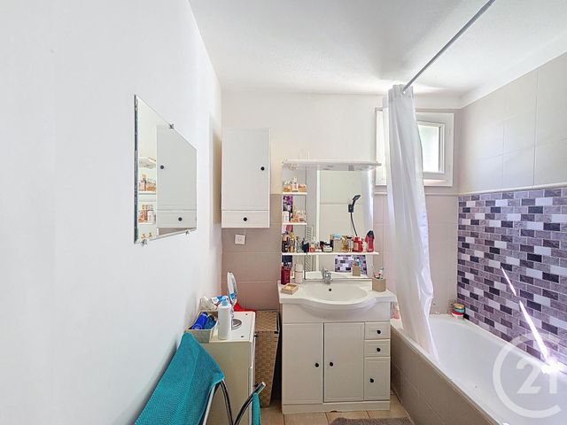 Appartement F3 à vendre - 3 pièces - 68,58 m2 - Marseille - 13013 - PROVENCE-ALPES-COTE-D-AZUR