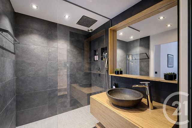 Appartement F2 &agrave; vendre - 2 pi&egrave;ces - 56,94 m2 - Paris - 75014 - ILE-DE-FRANCE