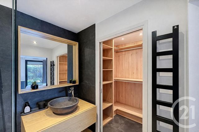 Appartement F2 &agrave; vendre - 2 pi&egrave;ces - 56,94 m2 - Paris - 75014 - ILE-DE-FRANCE