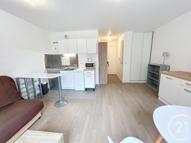 Appartement F1 &agrave; louer - 1 pi&egrave;ce - 27,80 m2 - Bourg La Reine - 92 - ILE-DE-FRANCE