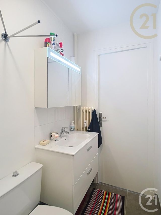 Appartement F2 &agrave; louer - 2 pi&egrave;ces - 47,33 m2 - Montelimar - 26 - RHONE-ALPES