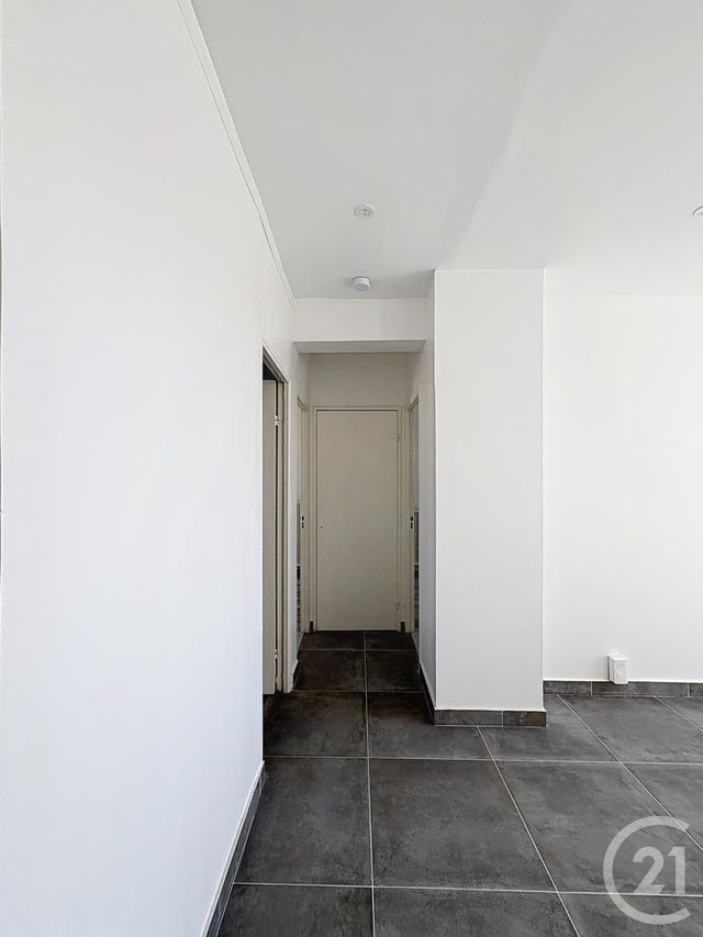 Appartement F3 &agrave; louer - 3 pi&egrave;ces - 65,33 m2 - Montelimar - 26 - RHONE-ALPES