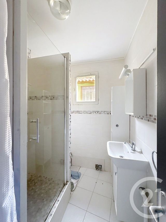 Appartement F3 &agrave; louer - 3 pi&egrave;ces - 53,93 m2 - Montelimar - 26 - RHONE-ALPES