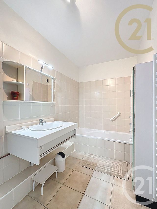 Appartement T3 &agrave; vendre - 3 pi&egrave;ces - 71,16 m2 - Montelimar - 26 - RHONE-ALPES