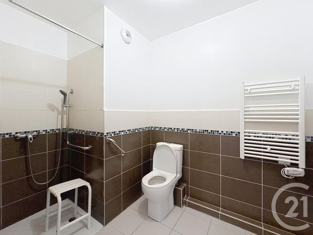 Appartement F2 &agrave; louer - 2 pi&egrave;ces - 44,40 m2 - Montelimar - 26 - RHONE-ALPES