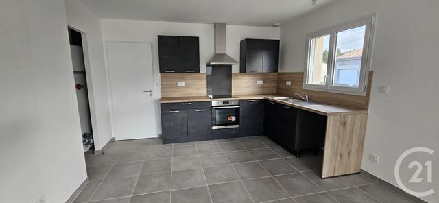 Maison &agrave; louer - 4 pi&egrave;ces - 87,18 m2 - Montelimar - 26 - RHONE-ALPES