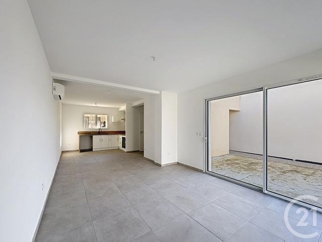 Maison &agrave; louer - 3 pi&egrave;ces - 74 m2 - Allan - 26 - RHONE-ALPES