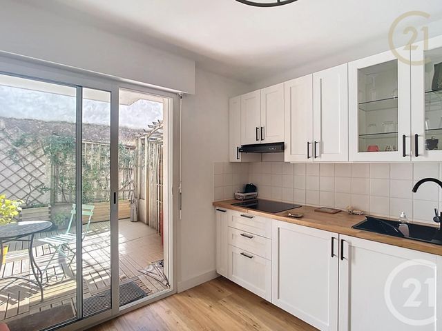 Appartement F3 &agrave; louer - 3 pi&egrave;ces - 65,45 m2 - Montelimar - 26 - RHONE-ALPES