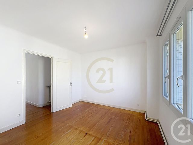 Maison &agrave; louer - 7 pi&egrave;ces - 149,38 m2 - Montelimar - 26 - RHONE-ALPES