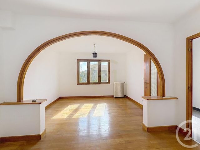 Maison &agrave; louer - 7 pi&egrave;ces - 149,38 m2 - Montelimar - 26 - RHONE-ALPES