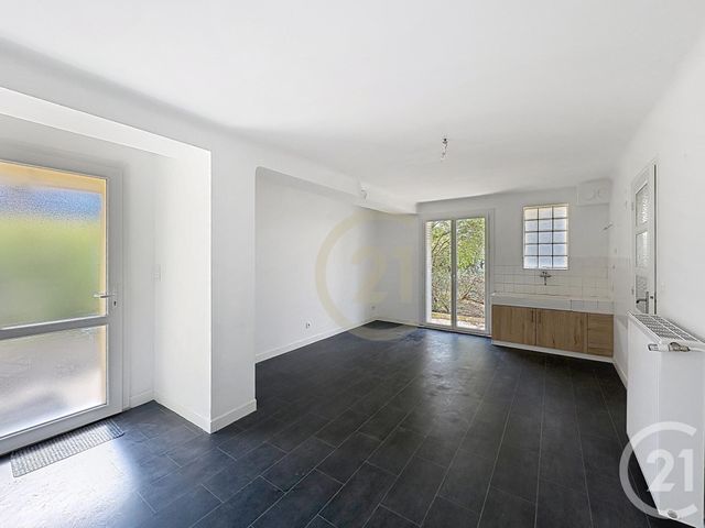 Maison &agrave; louer - 7 pi&egrave;ces - 149,38 m2 - Montelimar - 26 - RHONE-ALPES