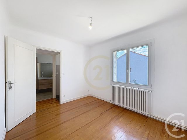 Maison &agrave; louer - 7 pi&egrave;ces - 149,38 m2 - Montelimar - 26 - RHONE-ALPES