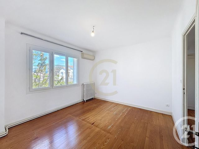 Maison &agrave; louer - 7 pi&egrave;ces - 149,38 m2 - Montelimar - 26 - RHONE-ALPES